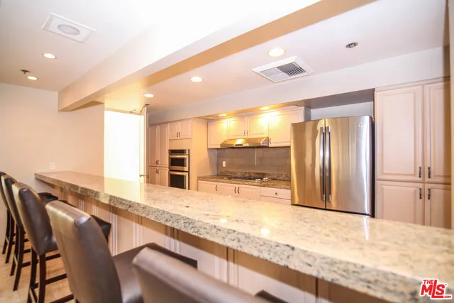 600 W 9th Street 1002, Los Angeles, California 90015 home-pic-19