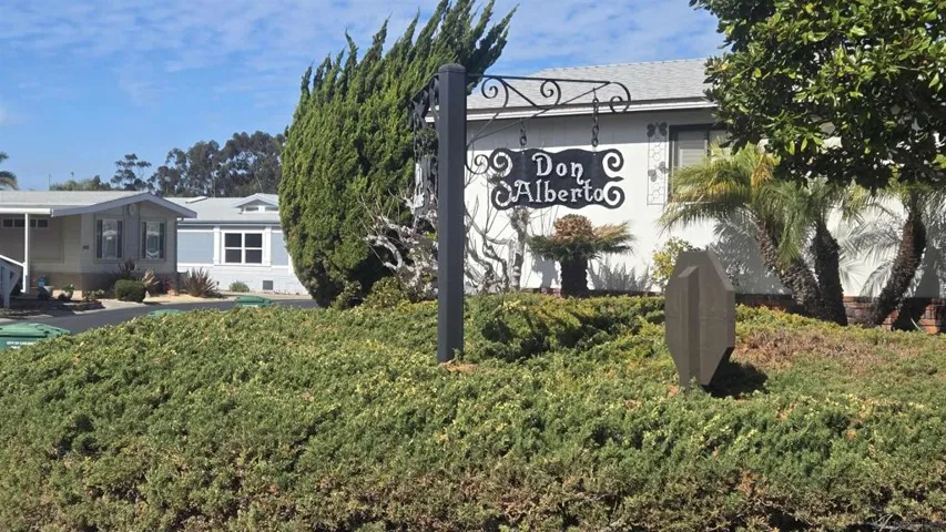 3438 Don Alberto Dr, Carlsbad, California 92010
