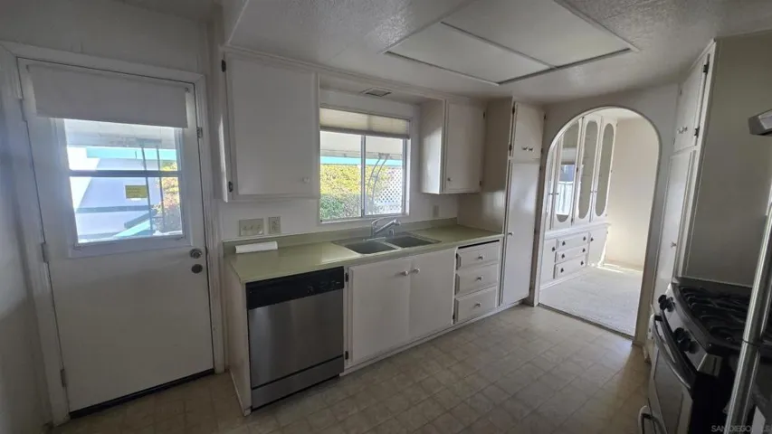 3438 Don Alberto Dr, Carlsbad, California 92010