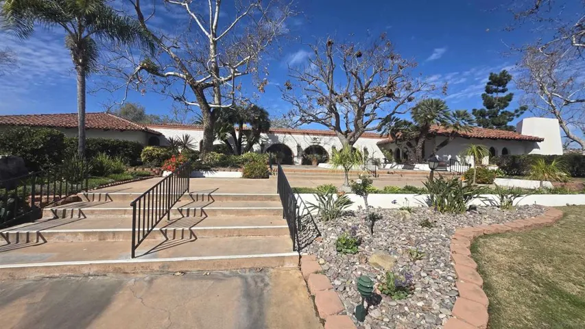 3438 Don Alberto Dr, Carlsbad, California 92010