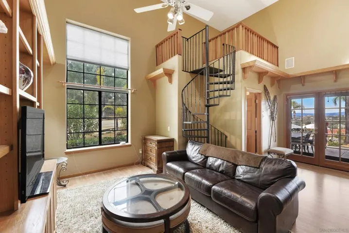 12963 Glen Circle Rd, Poway, California 92064