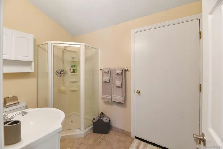 12963 Glen Circle Rd, Poway, California 92064