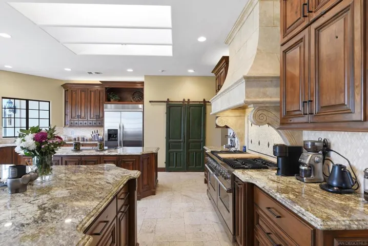 12963 Glen Circle Rd, Poway, California 92064