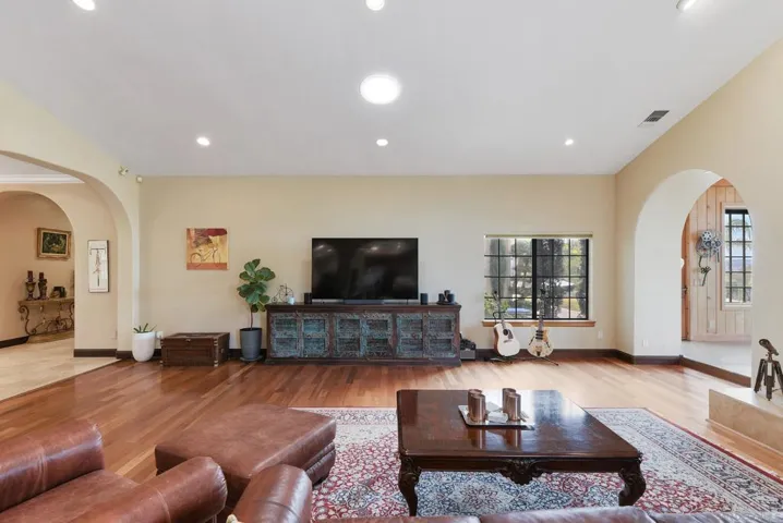12963 Glen Circle Rd, Poway, California 92064