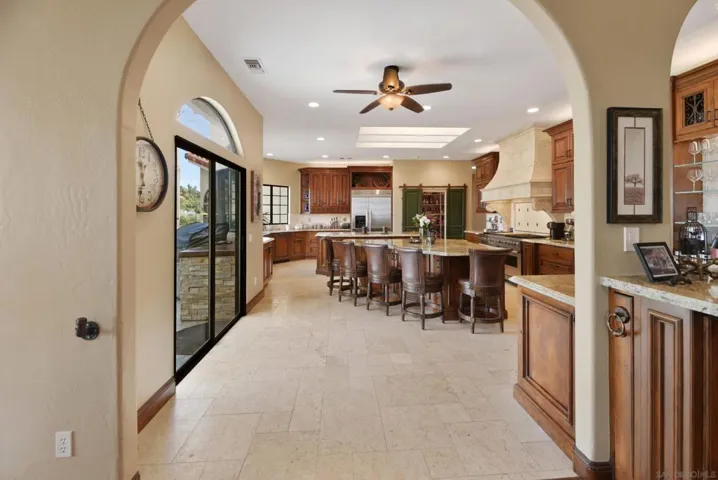 12963 Glen Circle Rd, Poway, California 92064