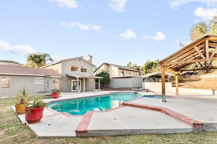 1483 Hunters Trail, Glendora, California 91740