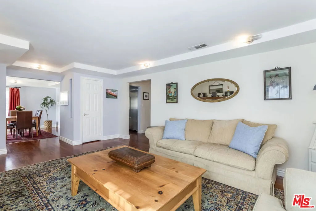 3734 Wade Street, Los Angeles, California 90066 home-pic-4