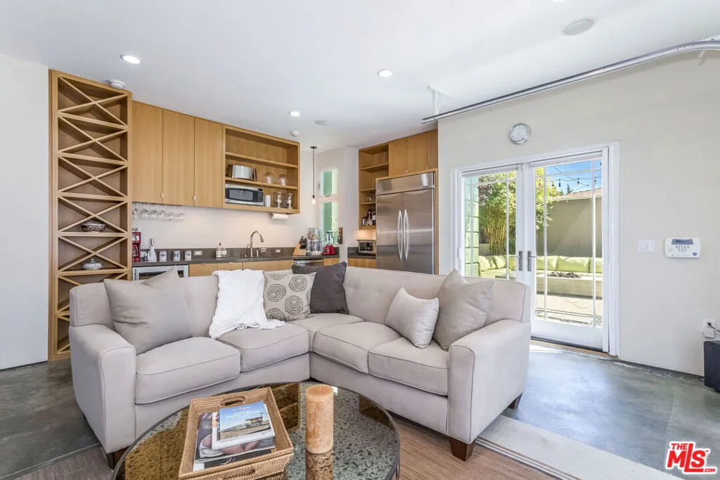 3734 Wade Street, Los Angeles, California 90066 home-pic-27