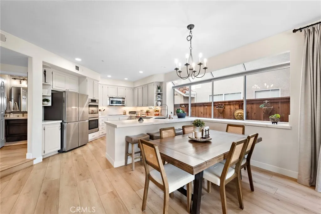 Large Kitchen area Large Kitchen area