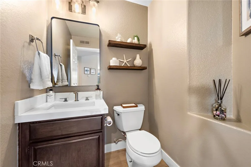 Powder room Powder room