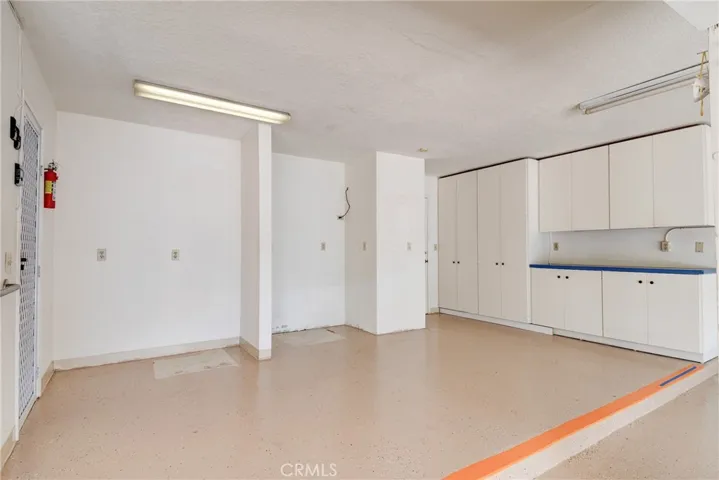 566 S Los Coyotes Drive, Anaheim Hills, California 92807