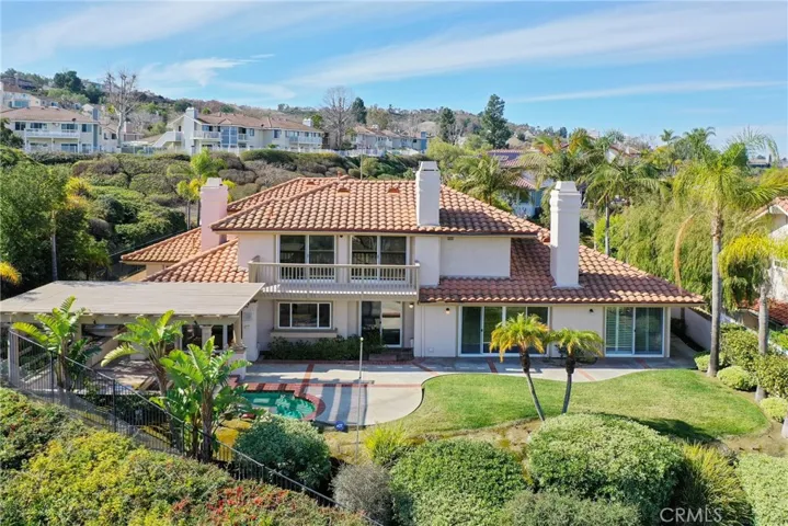 566 S Los Coyotes Drive, Anaheim Hills, California 92807