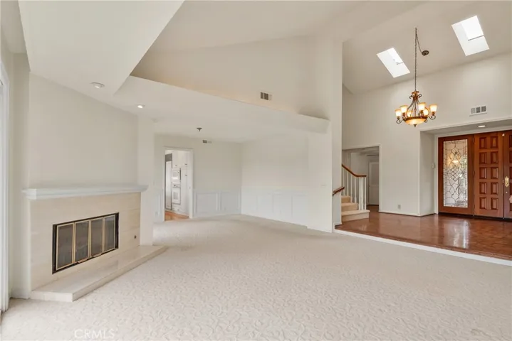 566 S Los Coyotes Drive, Anaheim Hills, California 92807