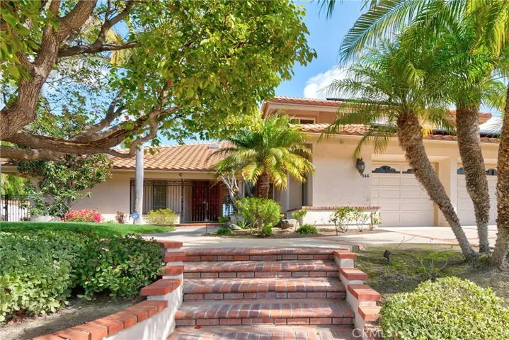 566 S Los Coyotes Drive, Anaheim Hills, California 92807