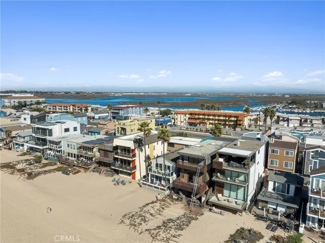 30 A Surfside Avenue, Surfside, California 90743