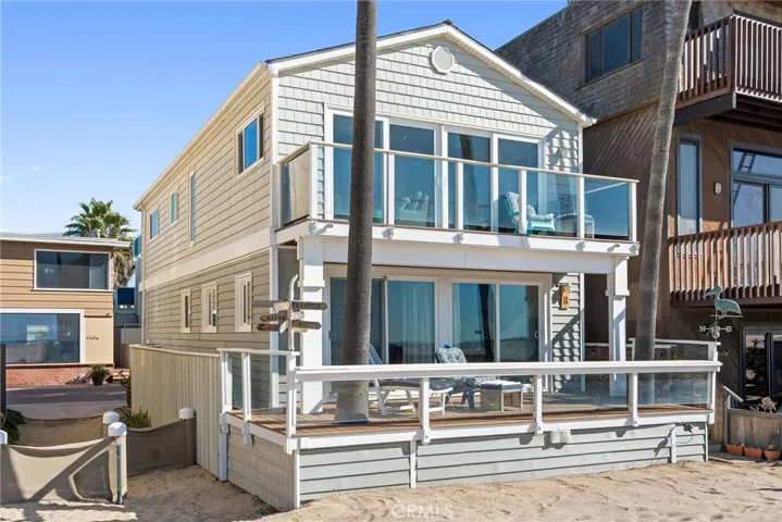 30 A Surfside Avenue, Surfside, California 90743