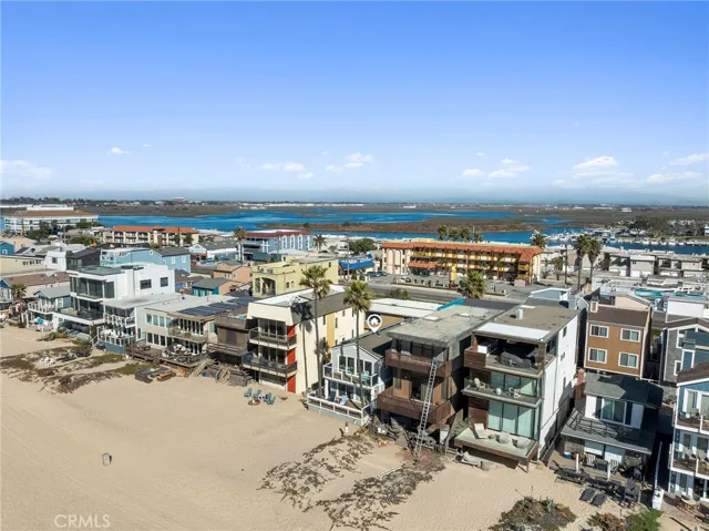 30 A Surfside Avenue, Surfside, California 90743