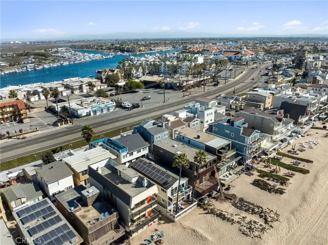 30 A Surfside Avenue, Surfside, California 90743
