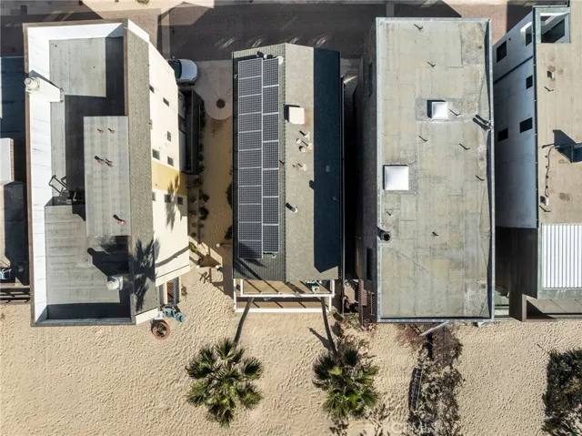 30 A Surfside Avenue, Surfside, California 90743