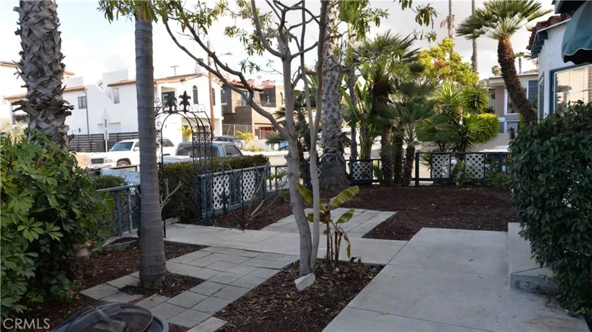FRONT YARD