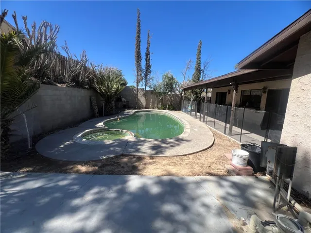 940 Cactus Court, Barstow, California 92311