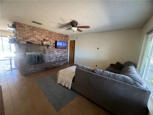 940 Cactus Court, Barstow, California 92311