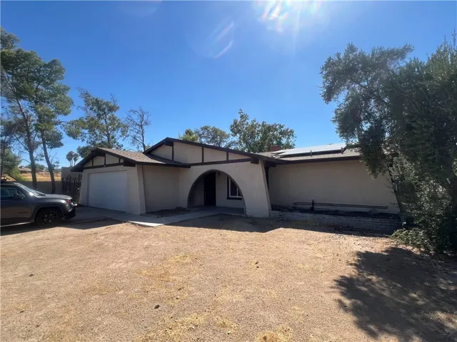 940 Cactus Court, Barstow, California 92311