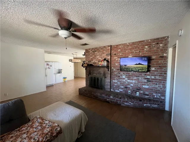 940 Cactus Court, Barstow, California 92311