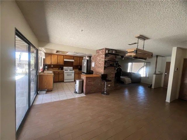 940 Cactus Court, Barstow, California 92311