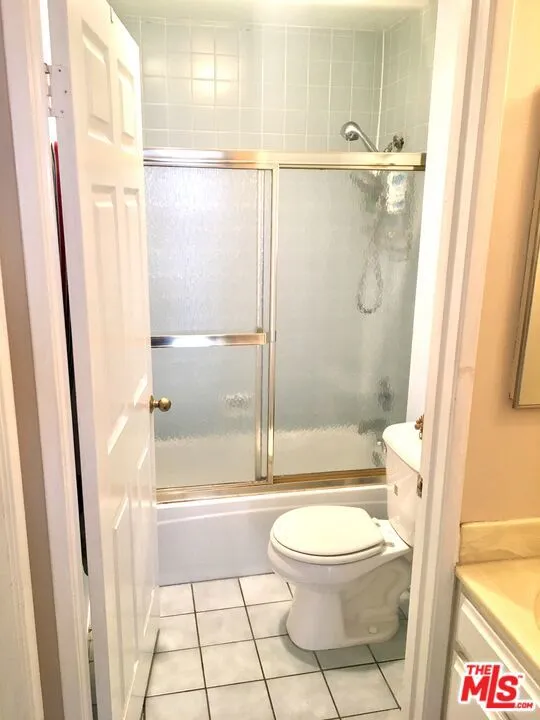 869 S Wooster Street 103, Los Angeles, California 90035 home-pic-22