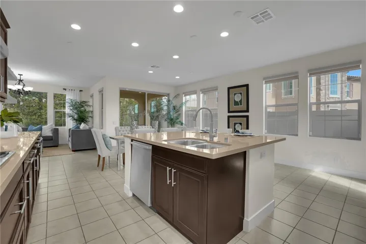 2257 Arroyo Trabuco Way, Lake Forest, California 92610