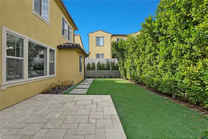 2257 Arroyo Trabuco Way, Lake Forest, California 92610