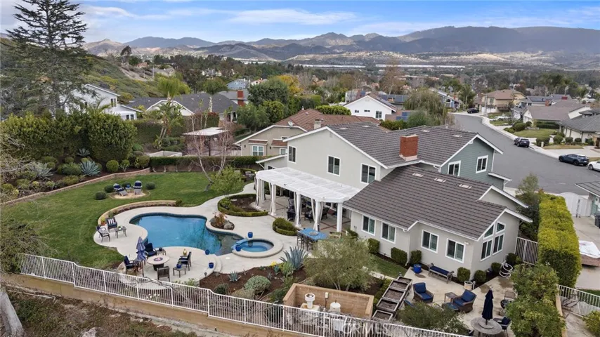 21321 Hillside Court, Lake Forest, California 92630