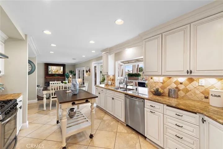 21321 Hillside Court, Lake Forest, California 92630