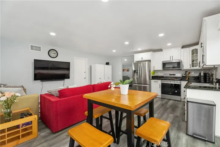 11699 Cozumel Street, Cypress, California 90630