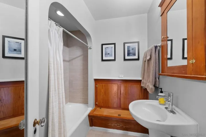 3227 33rd Street, San Diego, California 92104