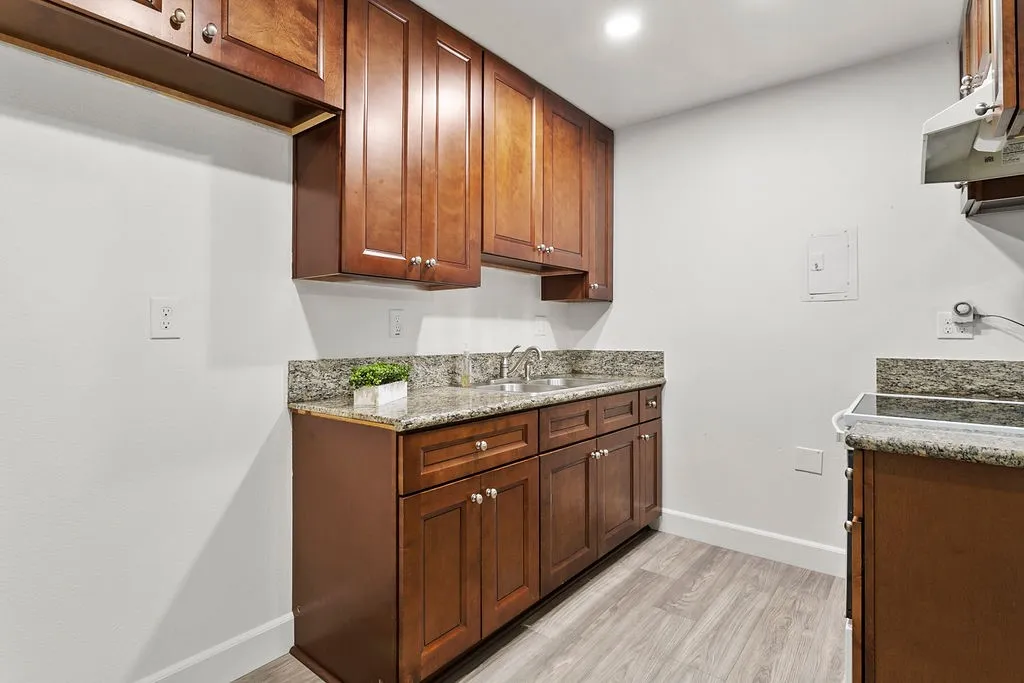 1000 W Macarthur Boulevard 67, Santa Ana, California 92707 home-pic-4