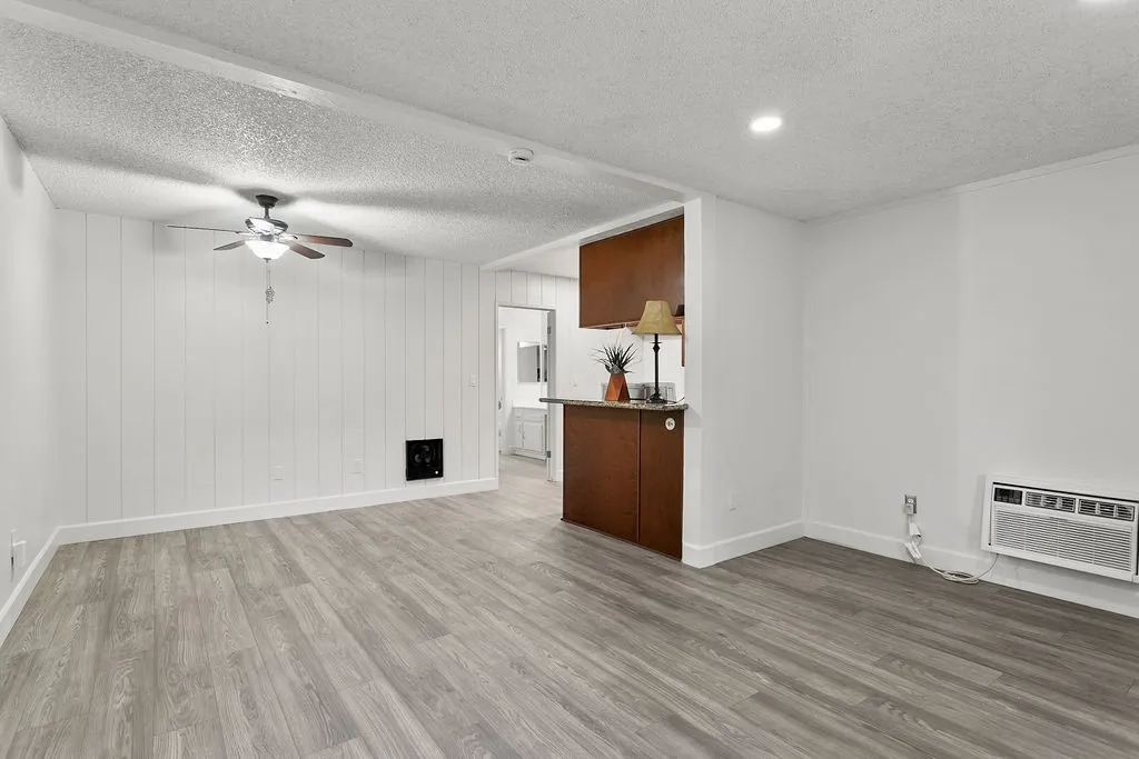 1000 W Macarthur Boulevard 67, Santa Ana, California 92707 home-pic-7