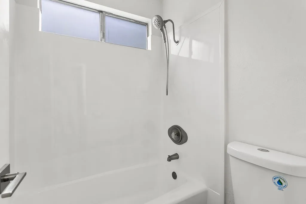 1000 W Macarthur Boulevard 67, Santa Ana, California 92707 home-pic-12