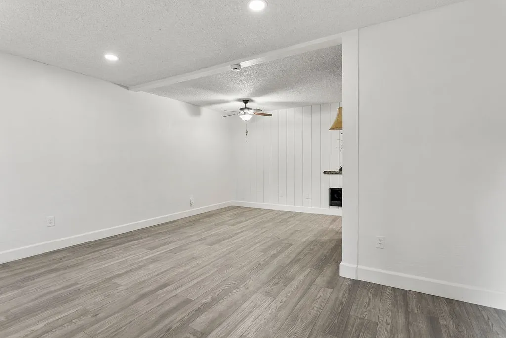1000 W Macarthur Boulevard 67, Santa Ana, California 92707 home-pic-6