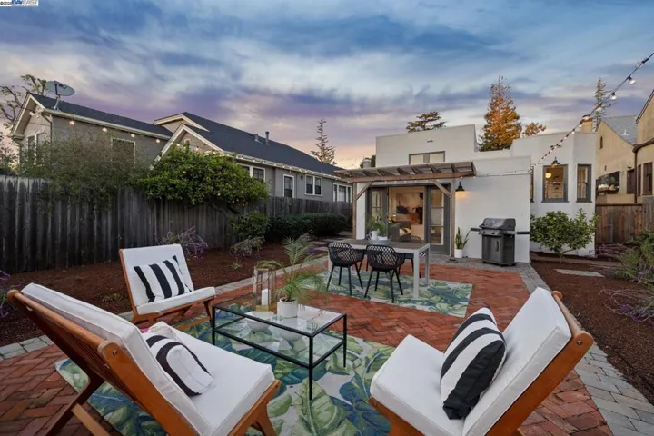 3222 Thompson Avenue, Alameda, California 94501