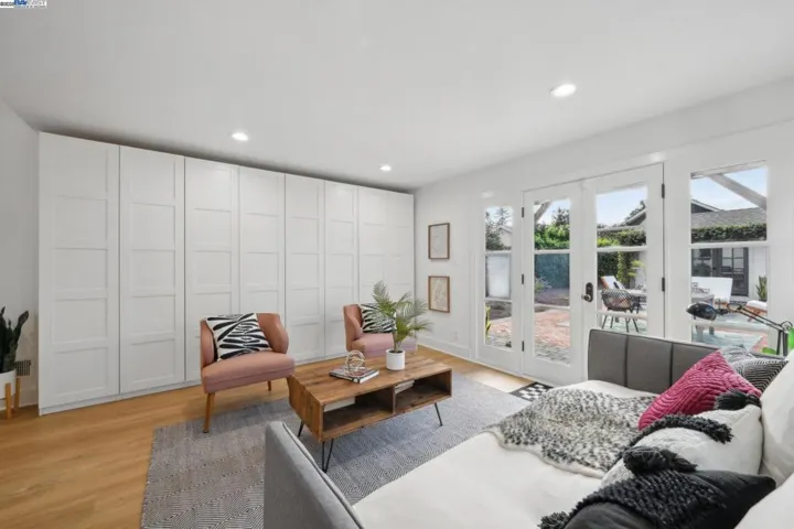 3222 Thompson Avenue, Alameda, California 94501