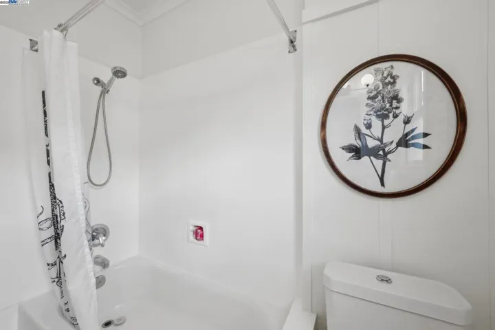 3222 Thompson Avenue, Alameda, California 94501