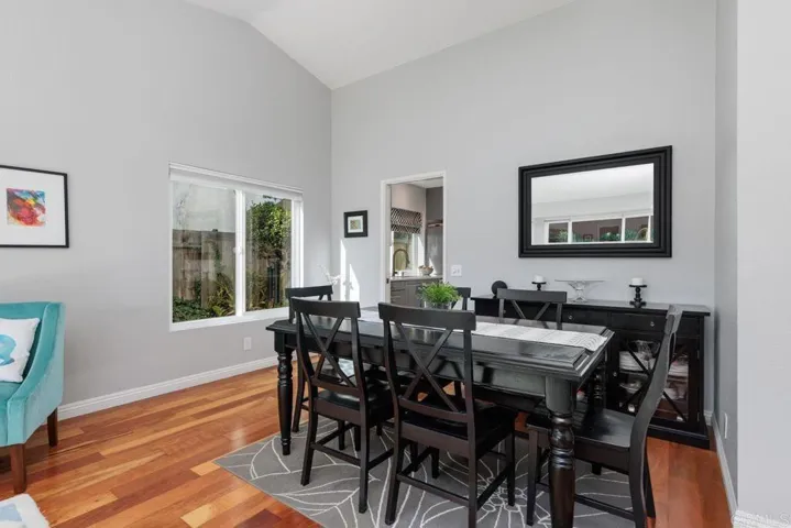 1649 N Willowspring Drive, Encinitas, California 92024