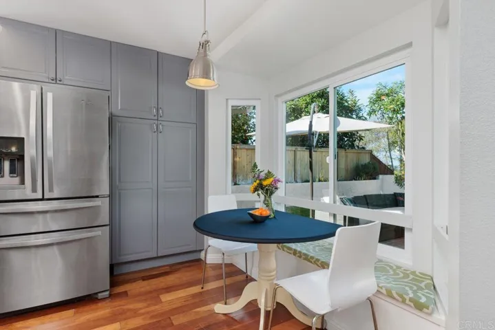 1649 N Willowspring Drive, Encinitas, California 92024