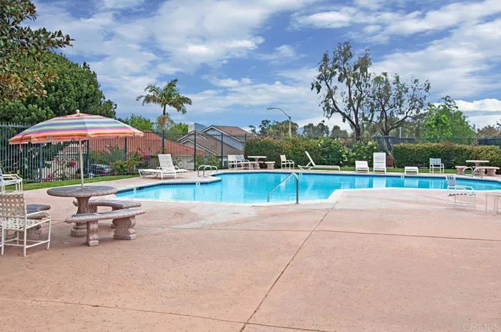 1649 N Willowspring Drive, Encinitas, California 92024