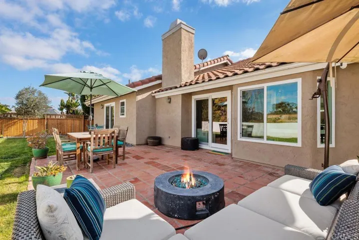 1649 N Willowspring Drive, Encinitas, California 92024