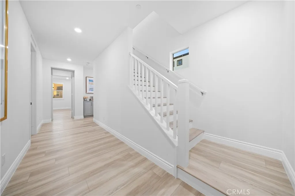 751 Benchmark, Irvine, California 92618 home-pic-15