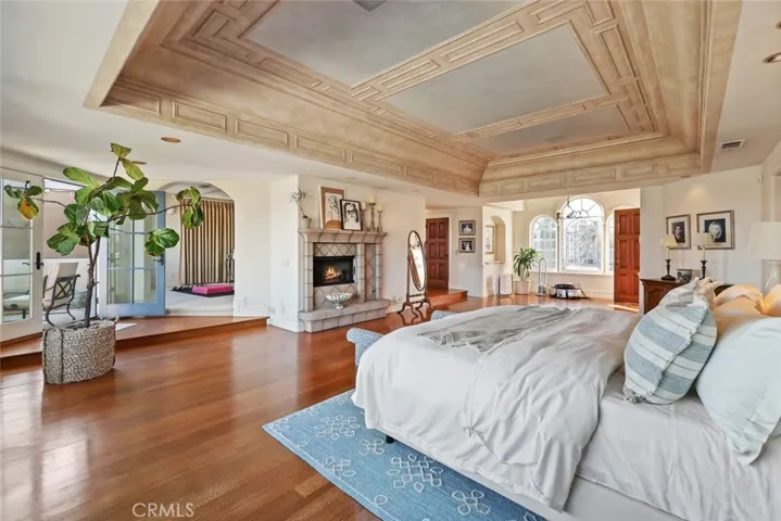 108 Kings Place, Newport Beach, California 92663