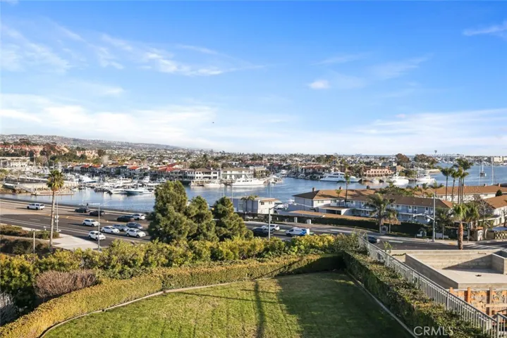 108 Kings Place, Newport Beach, California 92663
